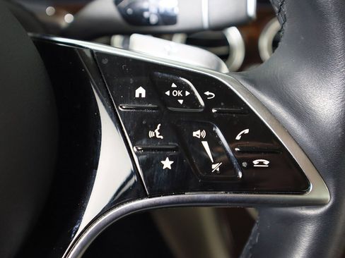 Used 2022 Mercedes-Benz E 350 4MATIC Sedan w/ Driver Assistance Package image 43