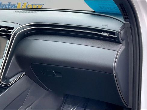 Used 2022 Hyundai Santa Cruz Limited AWD/4WD image 32