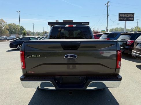 Used 2017 Ford F150 XLT w/ Trailer Tow Package image 5