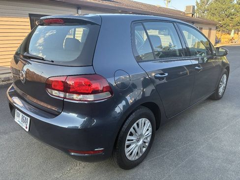Used 2013 Volkswagen Golf 4-Door FWD image 4