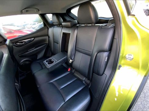 Used 2021 Nissan Rogue Sport SL w/ Premium Package image 20