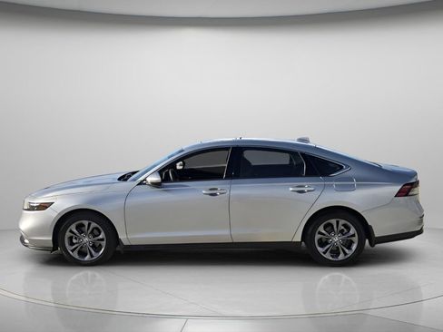 Used 2024 Honda Accord EX image 5