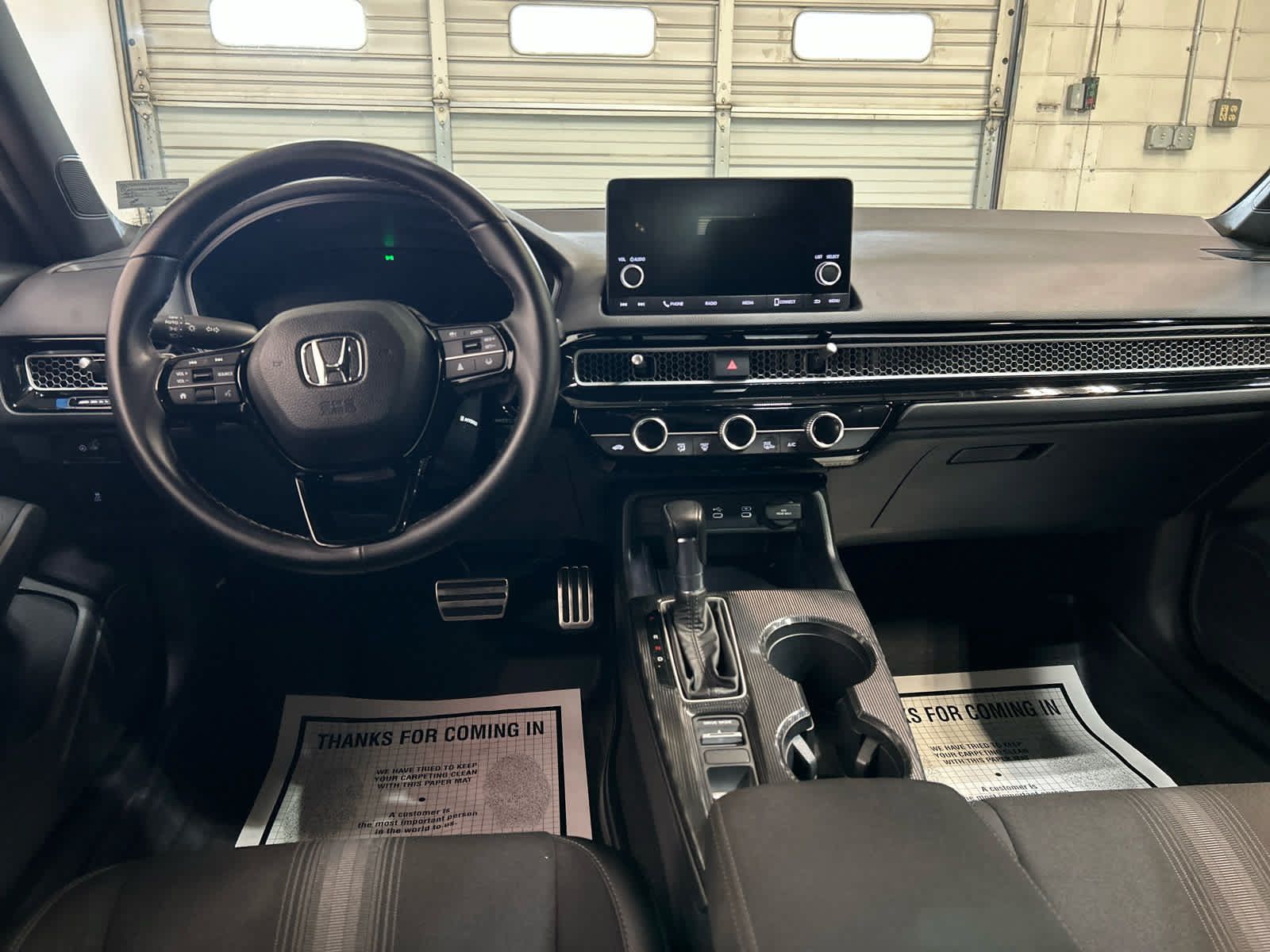 Used 2025 Honda Civic Sport image 4