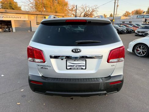 Used 2013 Kia Sorento EX image 8