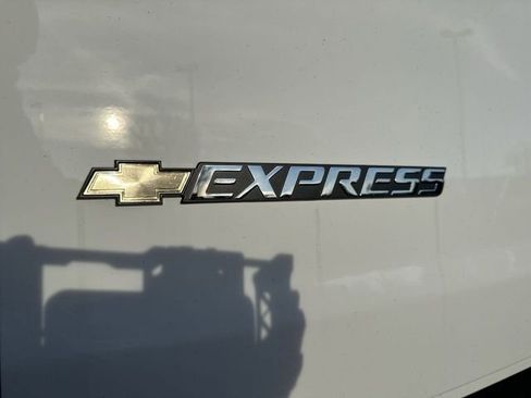 New 2025 Chevrolet Express 3500 Extended w/ Driver Convenience Package image 30