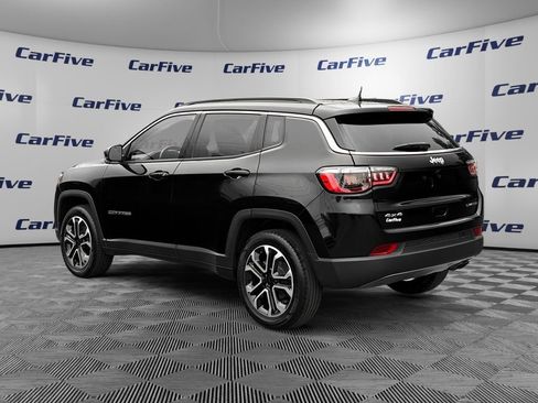 Used 2022 Jeep Compass Limited w/ Sun and Sound Group AWD/4WD image 3