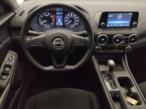 Used 2025 Nissan Sentra S image 22