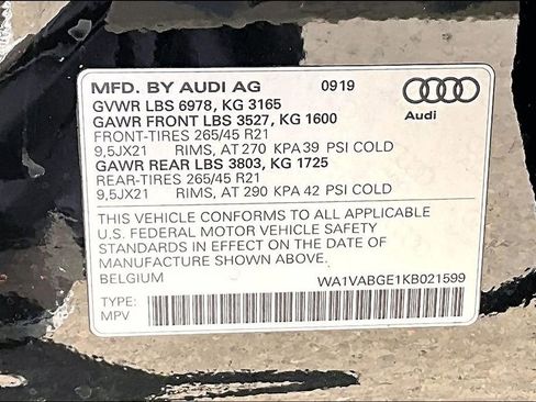 Used 2019 Audi e-tron Prestige w/ Prestige Package AWD/4WD image 34