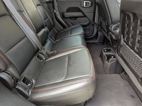 Used 2021 Jeep Gladiator Rubicon AWD/4WD image 19