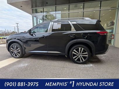 Used 2023 Nissan Pathfinder Platinum w/ Cargo Package