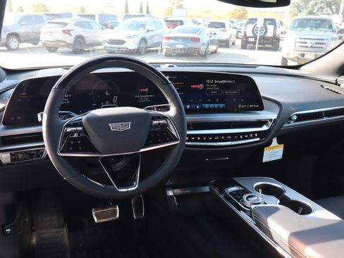 New 2027 Cadillac Lyriq Sport w/ LPO, ONYX Package AWD/4WD image 2