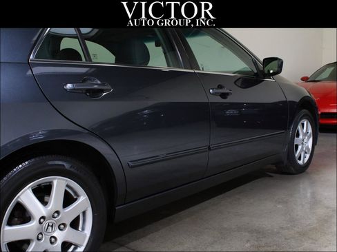 Used 2005 Honda Accord EX image 13