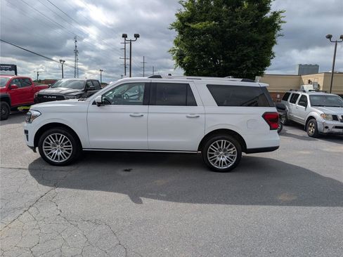 Used 2023 Ford Expedition Max Limited AWD/4WD image 2