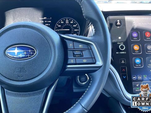 Used 2025 Subaru Outback Premium AWD/4WD image 25