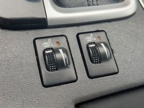 Used 2017 Toyota Highlander XLE AWD/4WD image 22