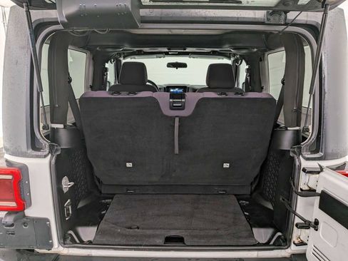 Used 2013 Jeep Wrangler Sport image 29