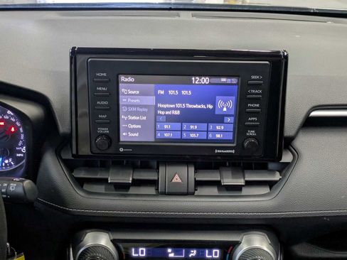 Used 2020 Toyota RAV4 LE w/ All Weather Liner Package AWD/4WD image 29