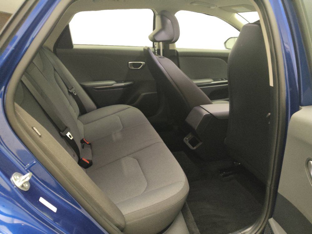 Used 2025 Kia K4 FWD image 19