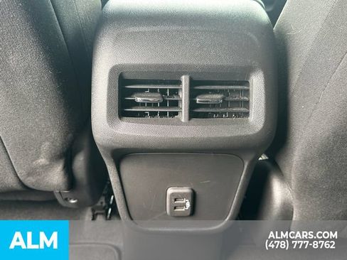 Used 2022 Chevrolet Equinox LT FWD image 27