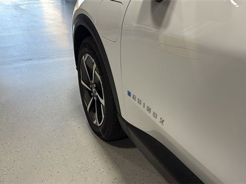 New 2026 Chevrolet Equinox EV LT image 14