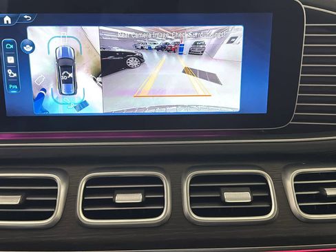 New 2025 Mercedes-Benz GLS 450 4MATIC image 23