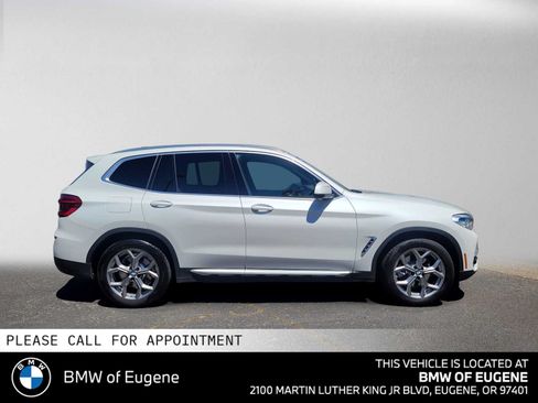 Used 2021 BMW X3 xDrive30i w/ Premium Package AWD/4WD image 2