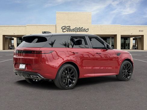 Used 2025 Land Rover Range Rover Sport Dynamic SE AWD/4WD image 5