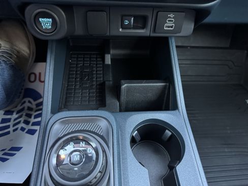 Used 2025 Ford Maverick Tremor AWD/4WD image 24