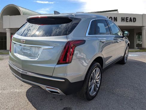 Certified 2025 Cadillac XT5 Premium Luxury image 6