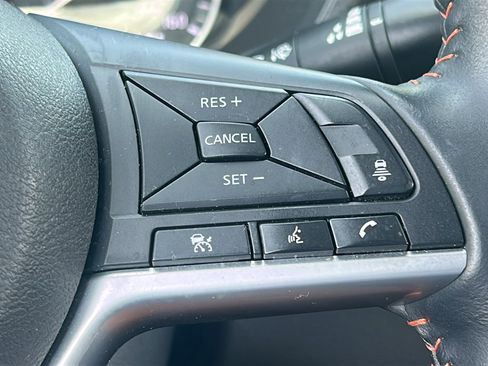 Certified 2024 Nissan Sentra SR FWD image 19