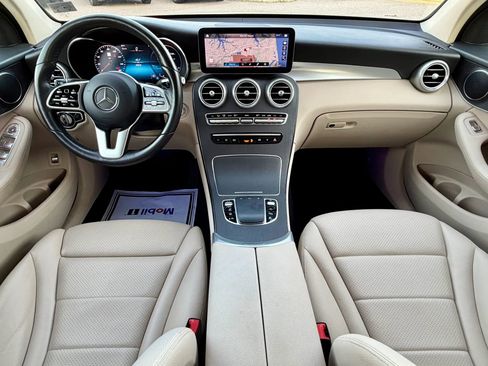 Used 2022 Mercedes-Benz GLC 300 4MATIC w/ Multimedia Package Lite image 21