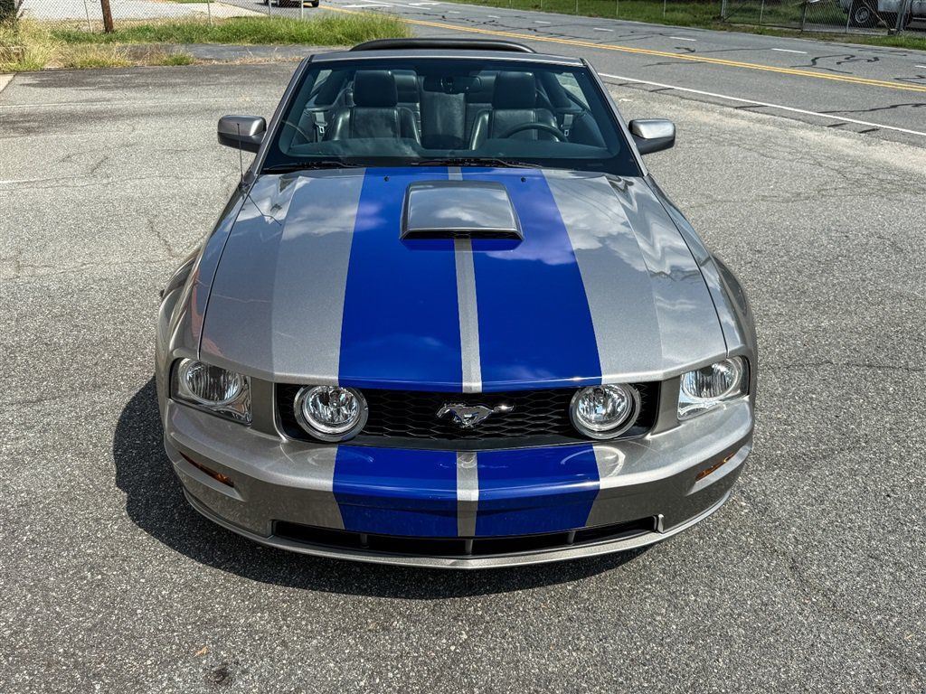 Used 2008 Ford Mustang GT RWD image 14