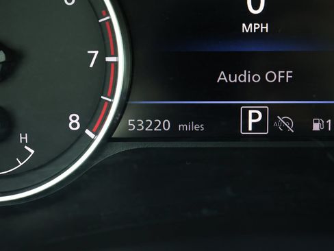 Used 2024 Nissan Sentra SV FWD image 4