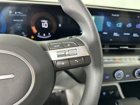 Used 2026 Hyundai Kona SE image 16