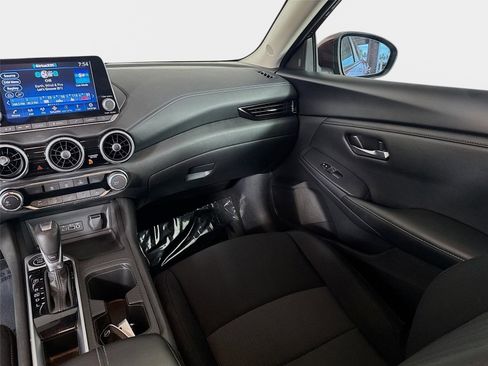 Certified 2024 Nissan Sentra SV FWD image 22
