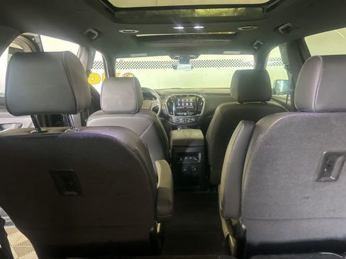 Used 2023 Chevrolet Traverse RS AWD/4WD image 20