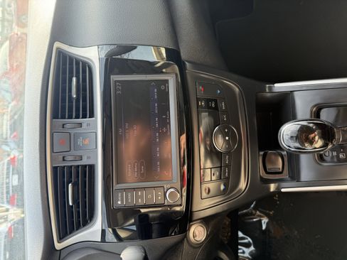 Used 2019 Nissan Sentra SV image 14