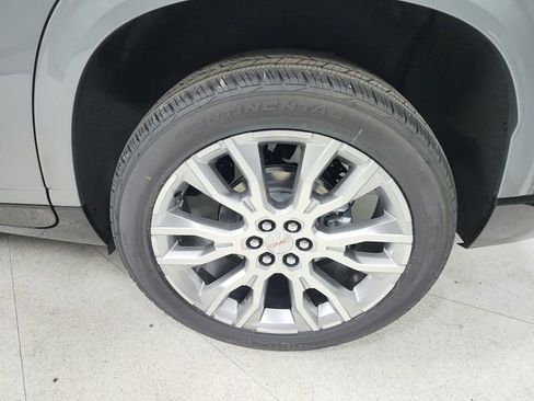 New 2026 GMC Acadia Denali w/ Super Cruise Package FWD image 56