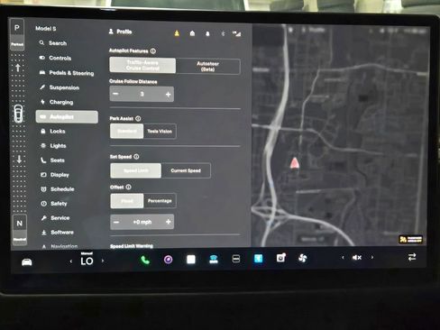 Used 2021 Tesla Model S Plaid image 28