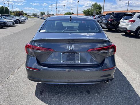 Used 2023 Honda Civic Sport image 18