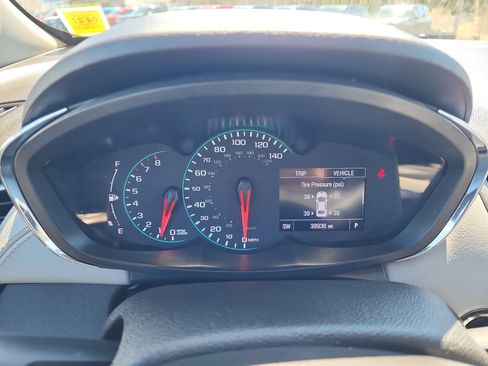 Certified 2020 Chevrolet Trax LT w/ LT Convenience Package image 20