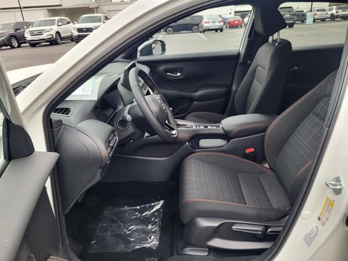 New 2026 Honda HR-V Sport image 11