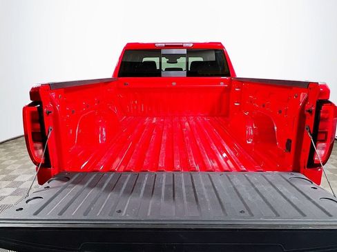 Used 2025 GMC Sierra 1500 Elevation w/ Preferred Package AWD/4WD image 21