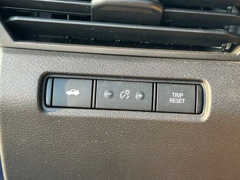 Used 2020 Nissan Altima 2.5 S FWD image 19