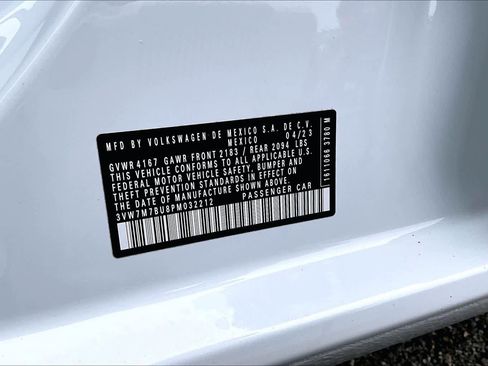 Used 2023 Volkswagen Jetta SE image 33