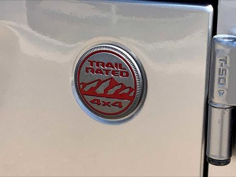 Used 2018 Jeep Wrangler Unlimited Rubicon image 9