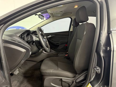 Used 2018 Ford Focus SE image 14