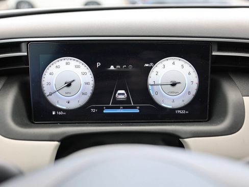 Used 2023 Hyundai Tucson Limited AWD/4WD image 42