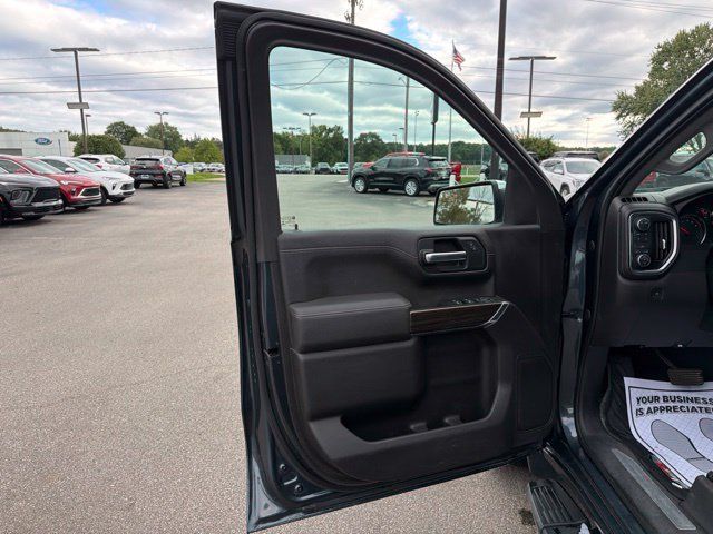Used 2020 Chevrolet Silverado 1500 LT w/ All-Star Edition AWD/4WD image 13
