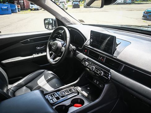 Used 2024 Honda Pilot Touring image 20